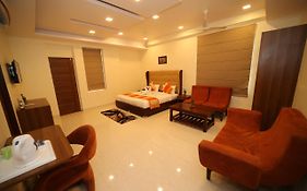 Hotel Myriad Inn 3*